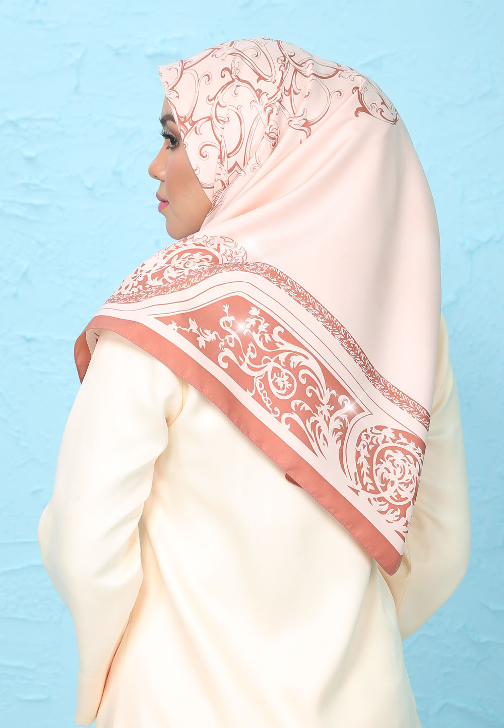 SQ SERIES ILLEANA TWILL PRINTED DIAMOND 289