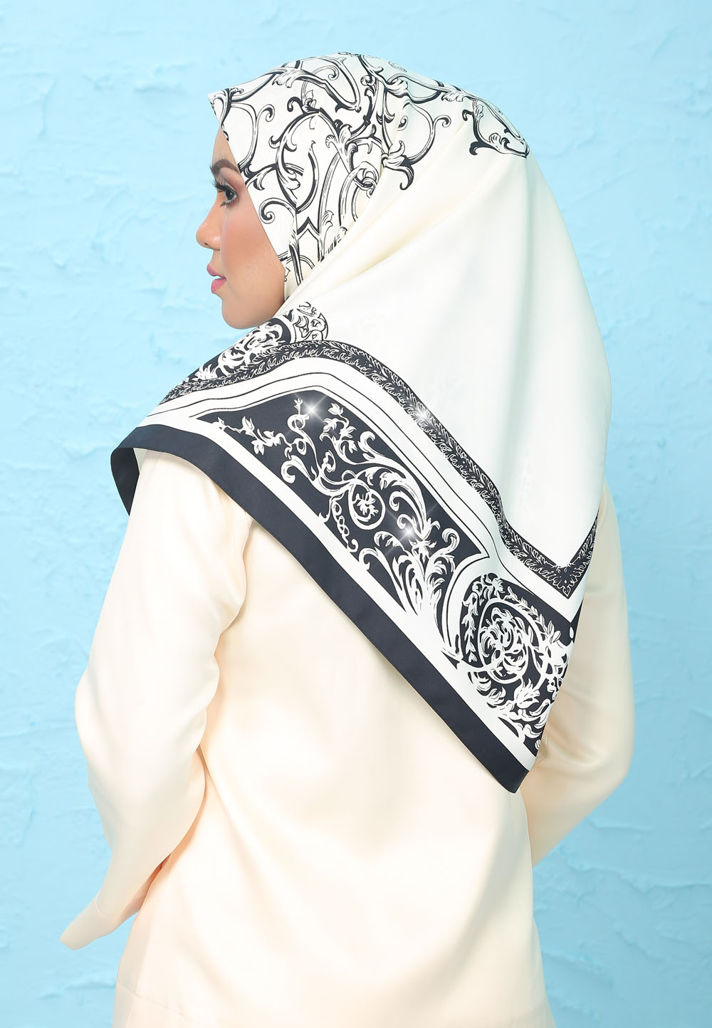 SQ SERIES ILLEANA TWILL PRINTED DIAMOND 289