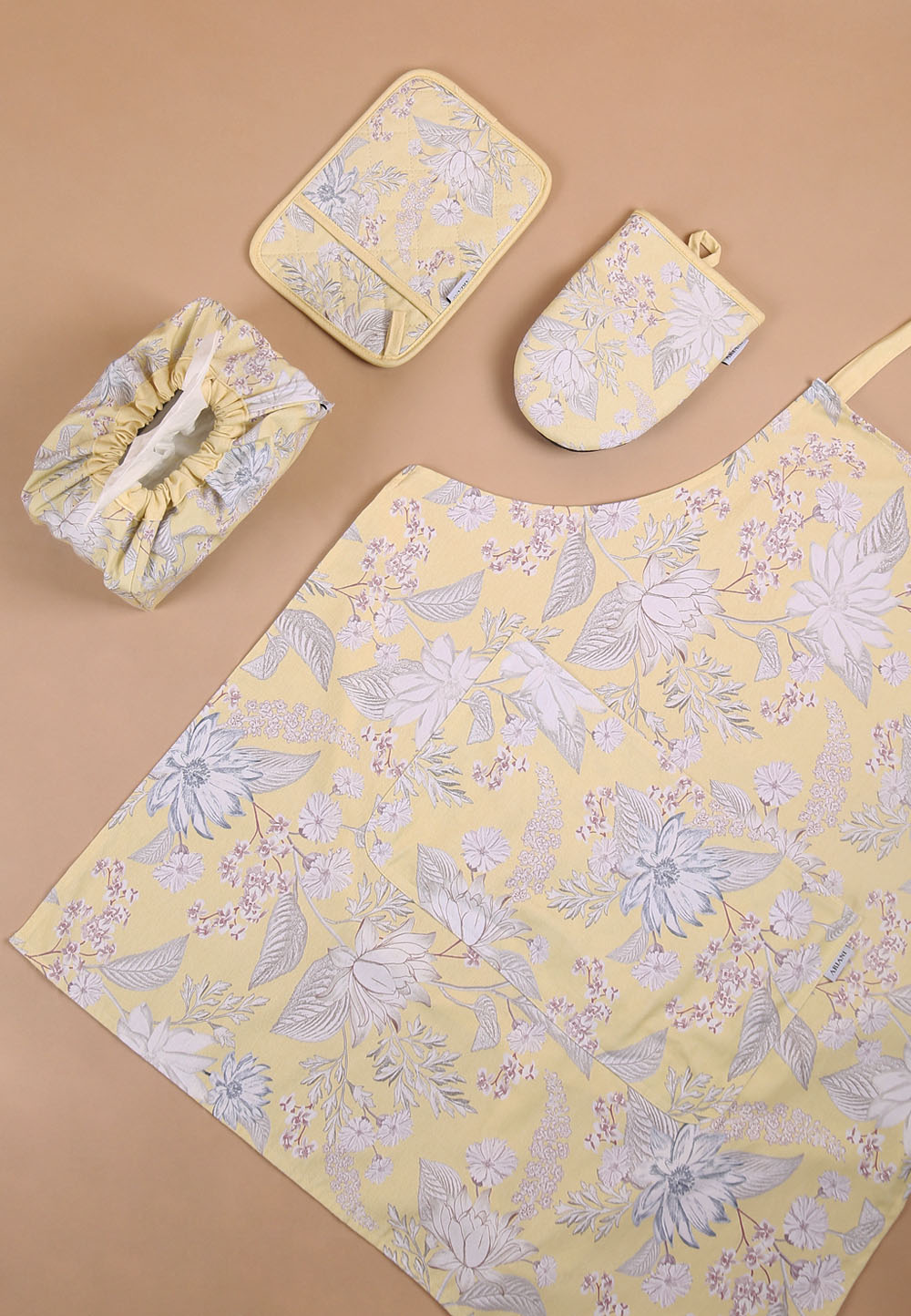 BOTANICAL KITCHEN SET IN BUTTER