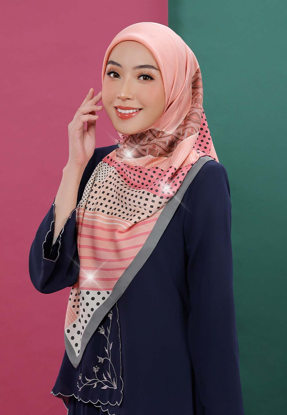SIGNUM TWILL IN LIGHT PINK (DIAMOND)