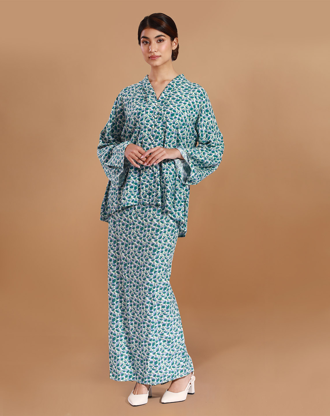 SIMRA BAJU KURUNG IN GREEN