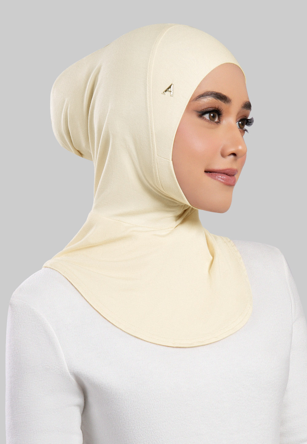 FITTED FULL STYLE IN CORNSILK (B2)