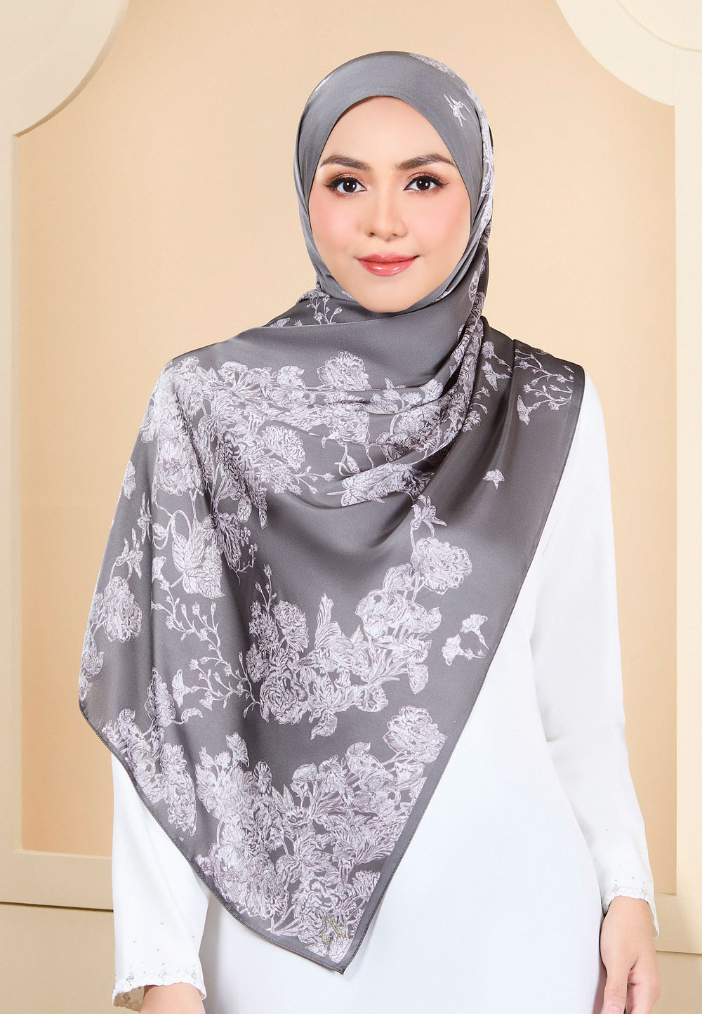 SHAWL SAFIRA IN DARK GREY