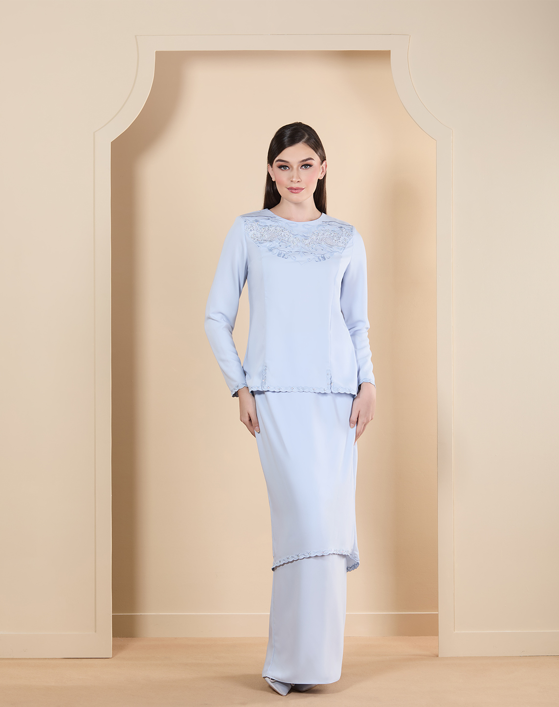 EISLEY BAJU KURUNG