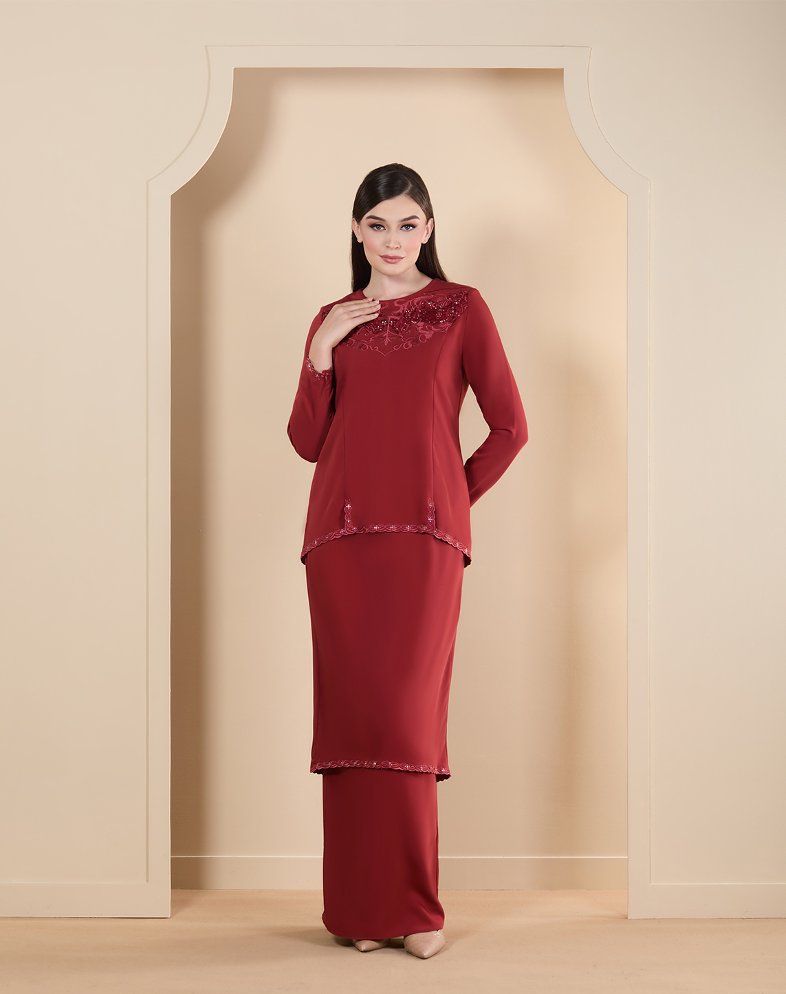 EISLEY BAJU KURUNG IN TOMATO RED