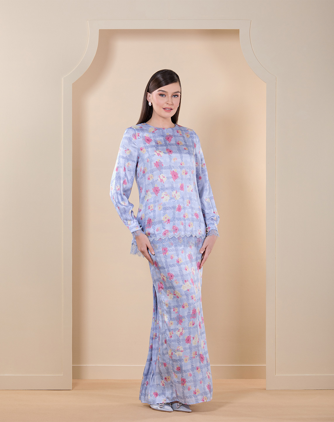 EVALIA BAJU KURUNG