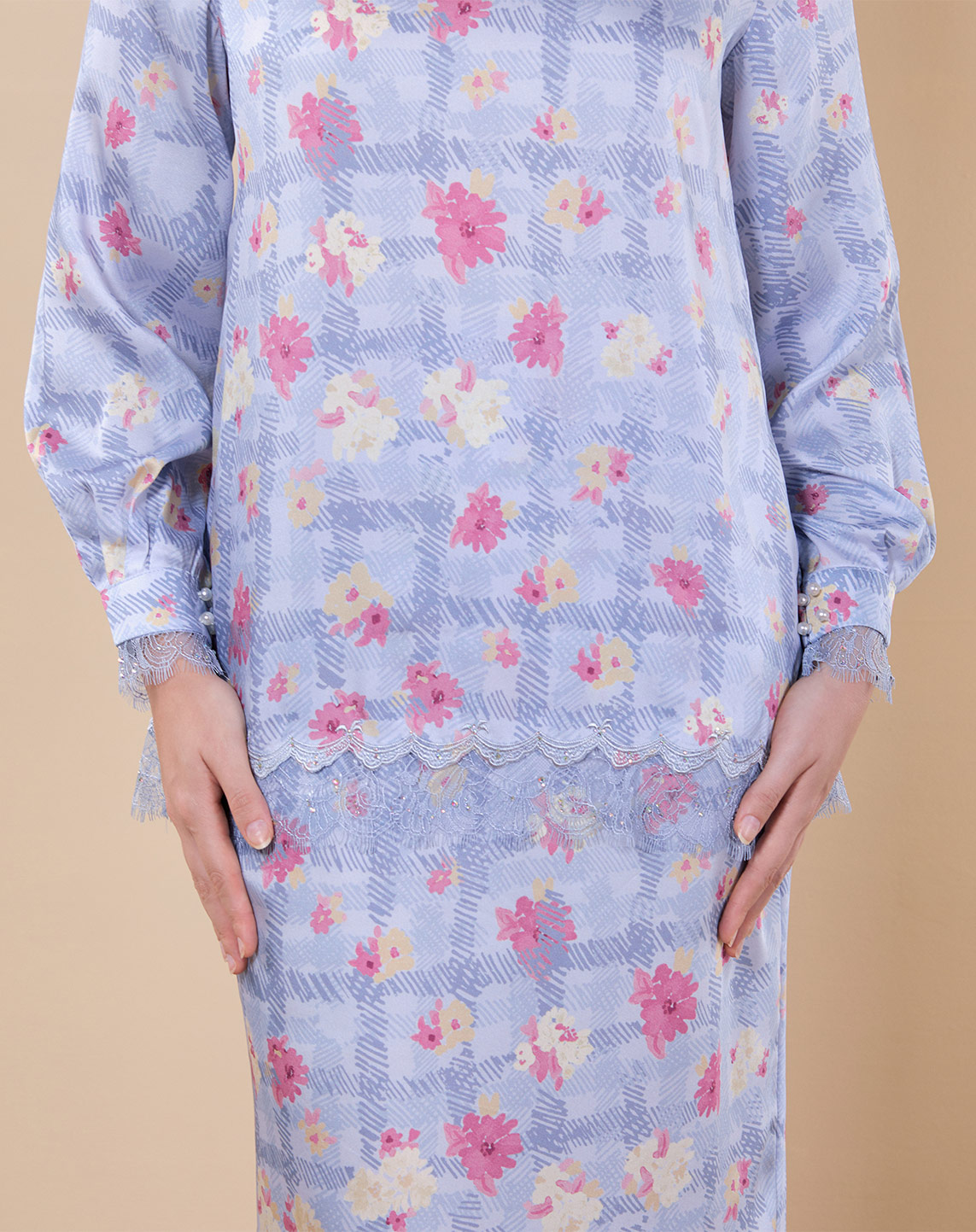 EVALIA BAJU KURUNG