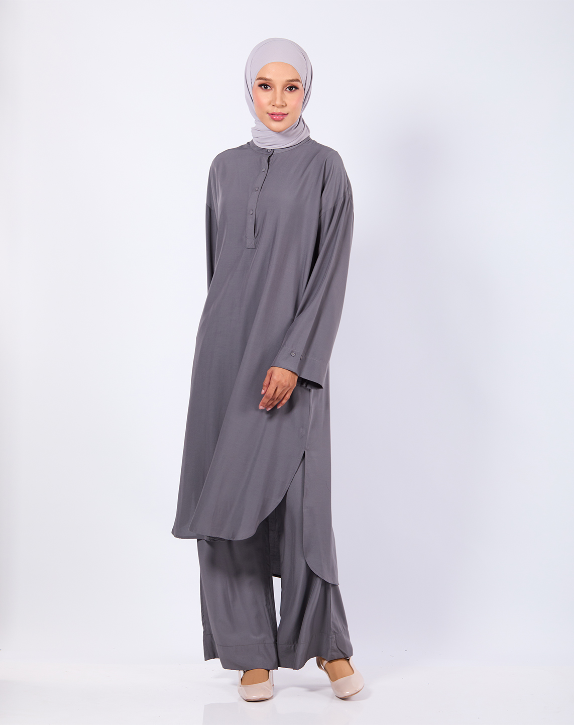 LEILA BLOUSE IN GREY