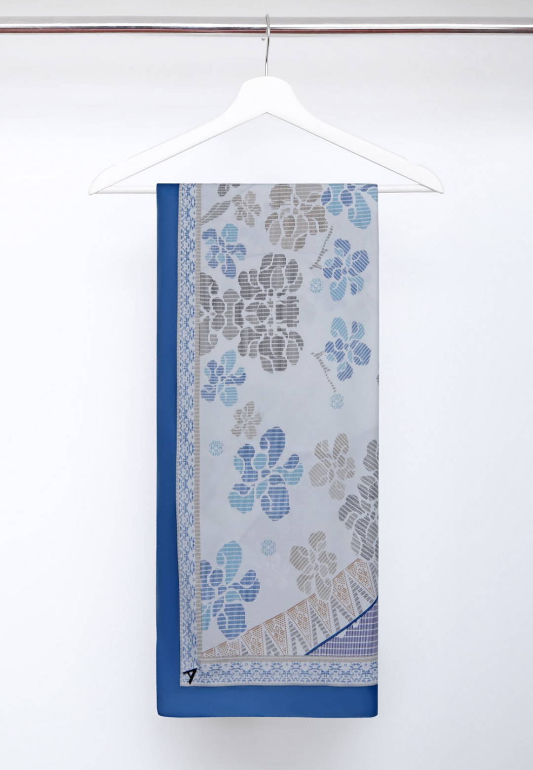 SQ TUN FATIMAH WITH CHARM 289