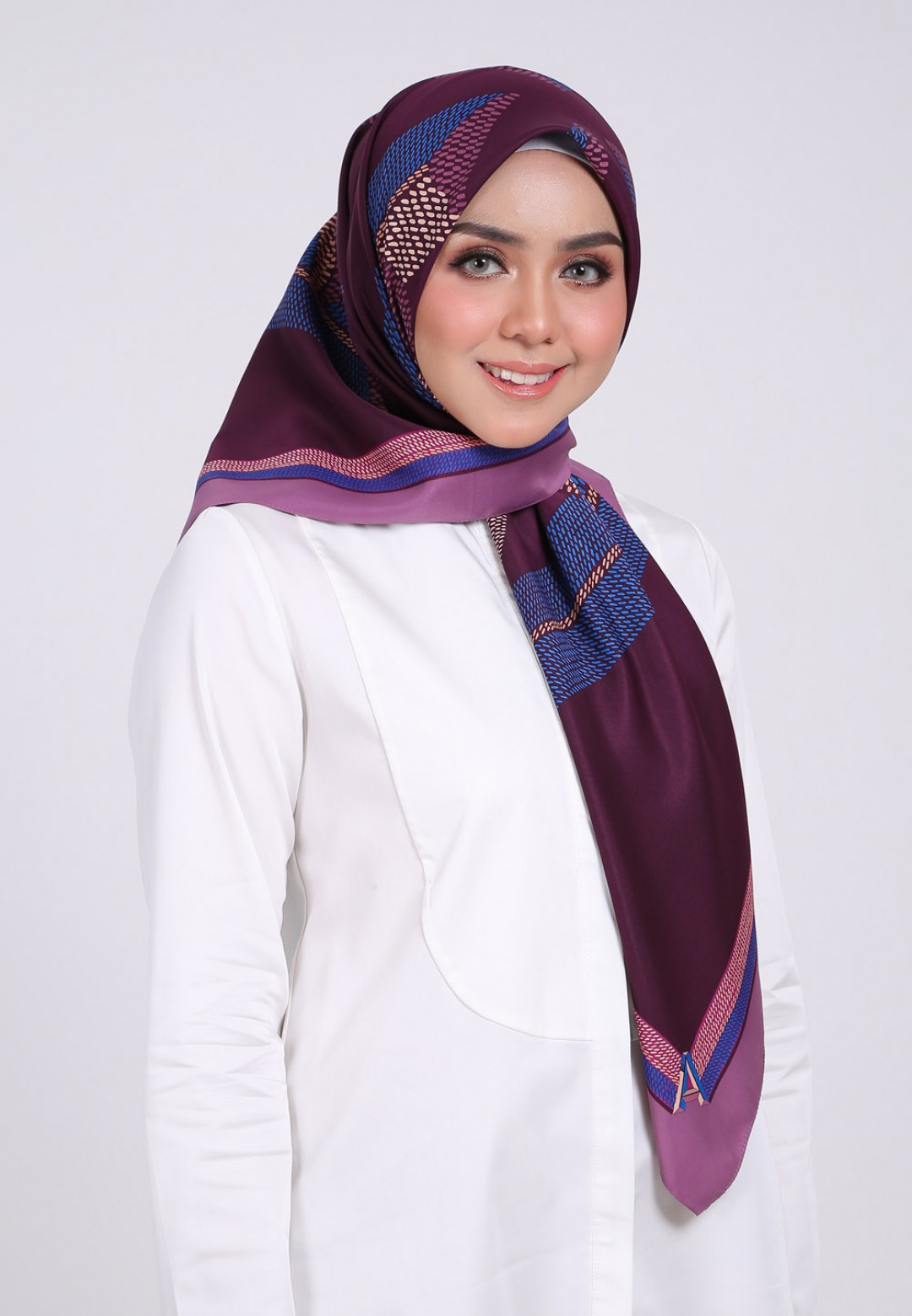 SQ SERIES LUCID ALPHA TWILL 190
