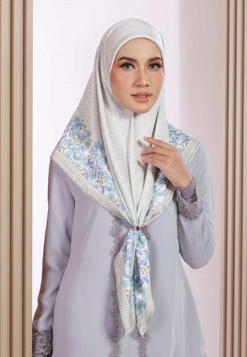 SQ 289 DYAN DIAMOND PTD