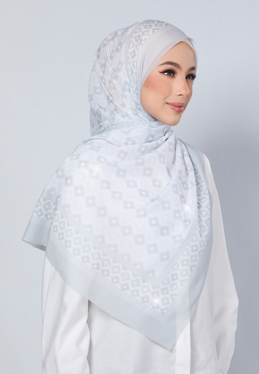 SHAWL JULIA VOILE LASERCUT DIAMOND