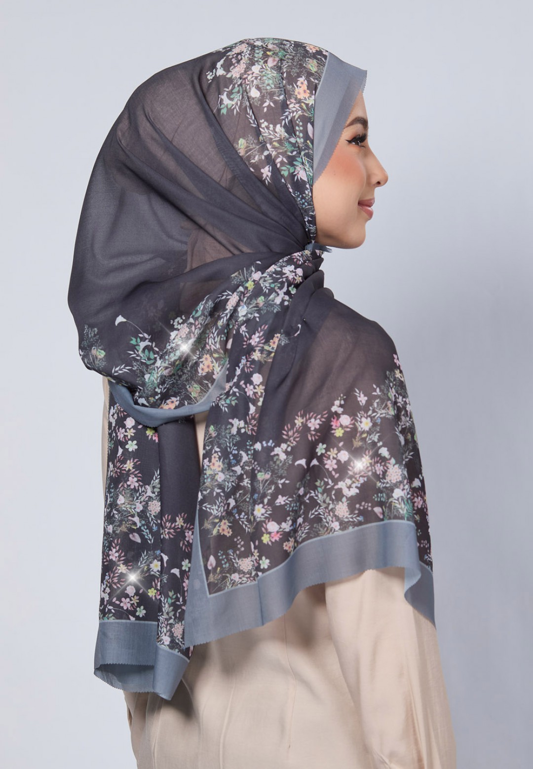 SHAWL ROYCE VOILE LASERCUT DIAMOND