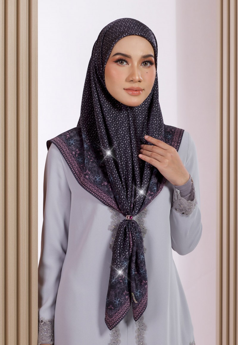 SQ 289 DYAN DIAMOND PTD