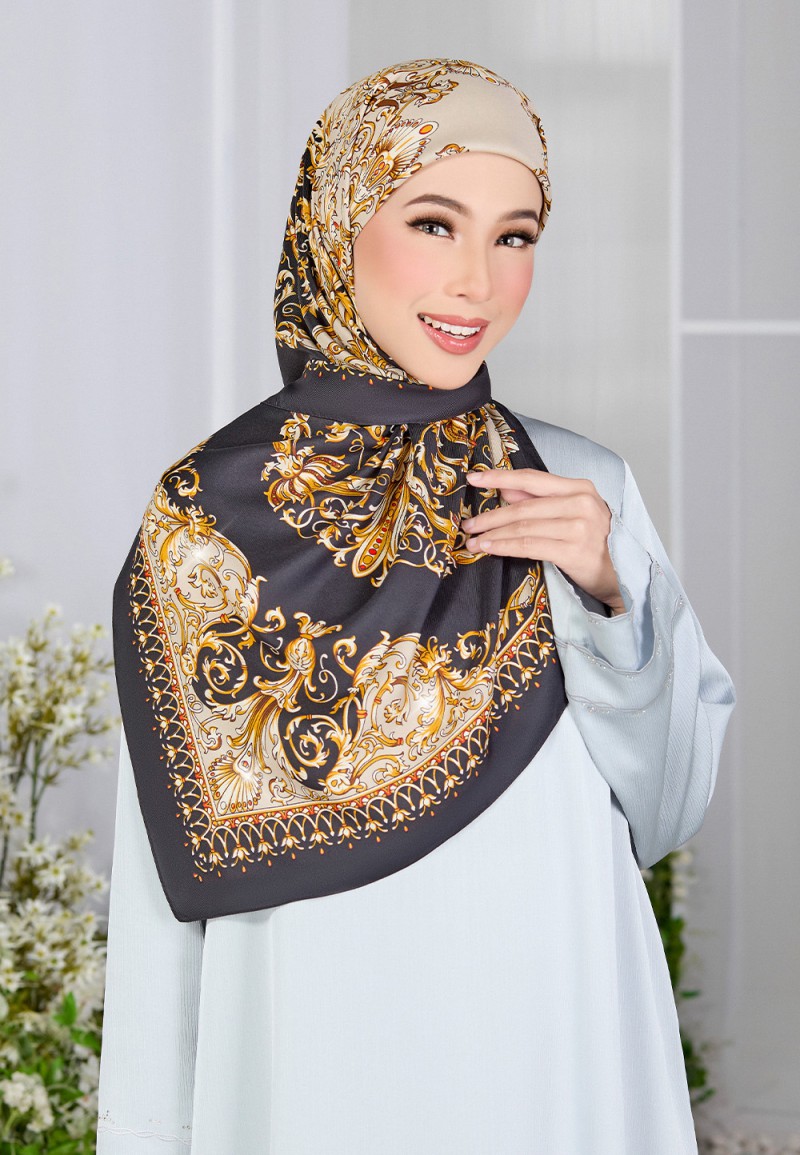 SQ ZORAYA PRINTED DIAMOND