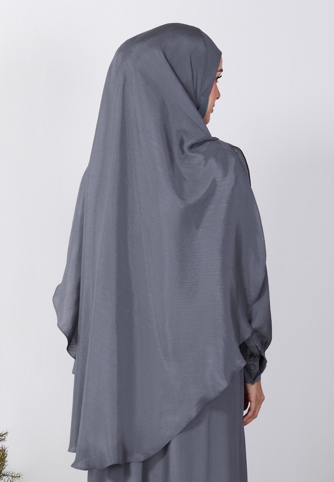 KHIMAR HASNAA