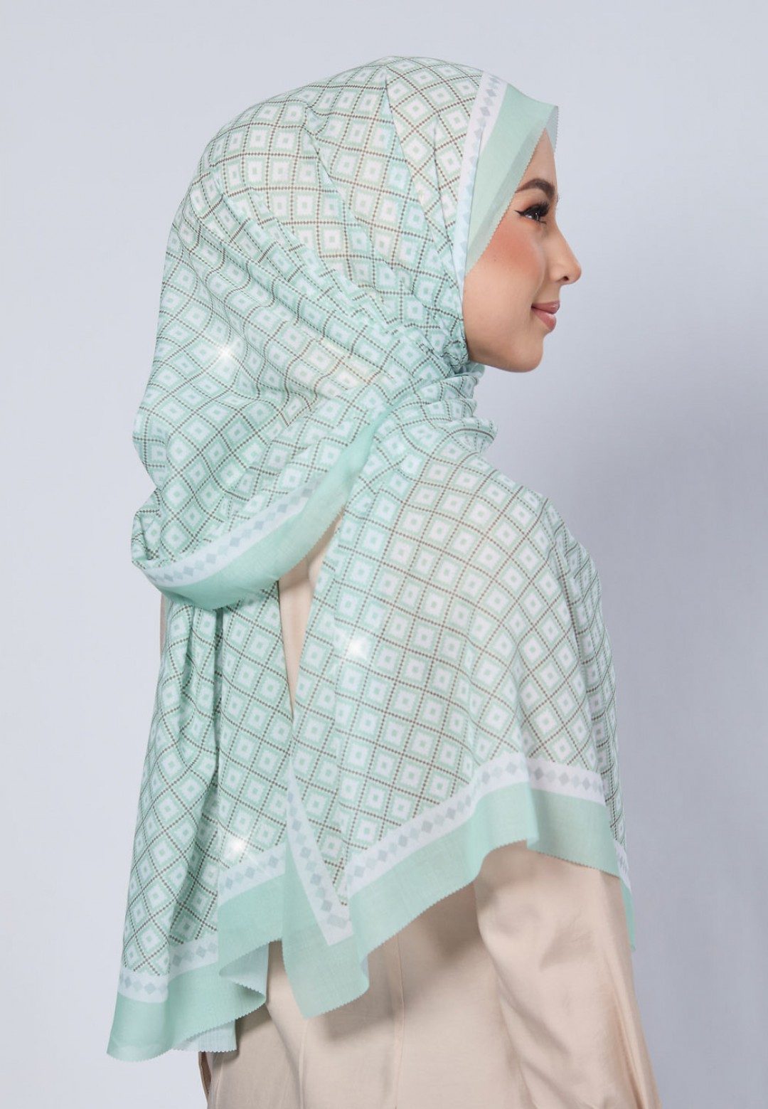 SHAWL CAMIA VOILE LASERCUT DIAMOND