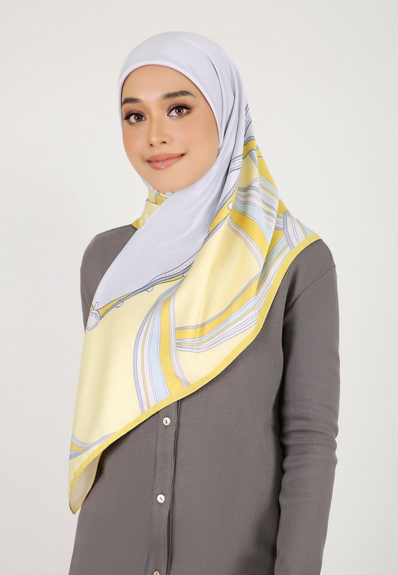 SQ 190 CHIC NAOMI