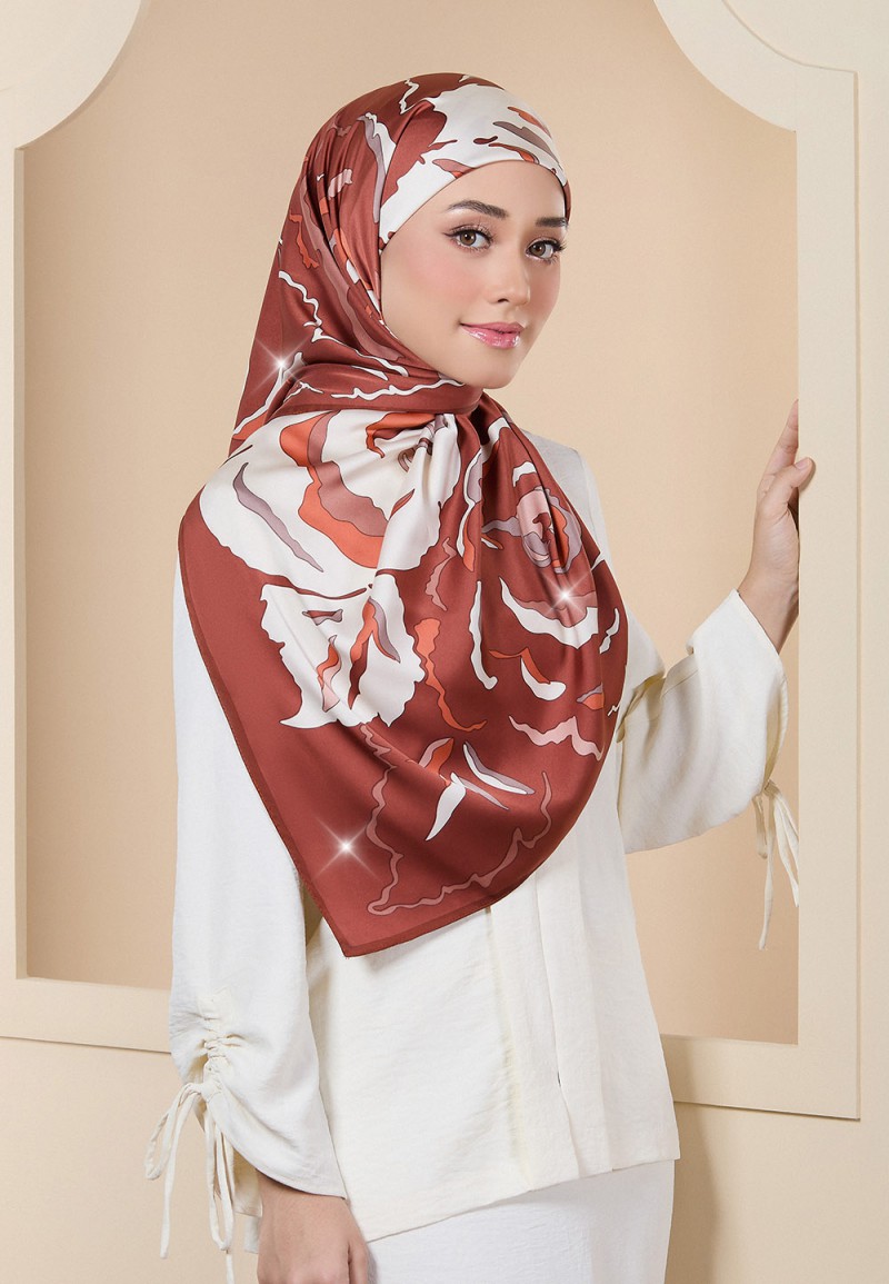 SQ RAISA PRINTED DIAMOND