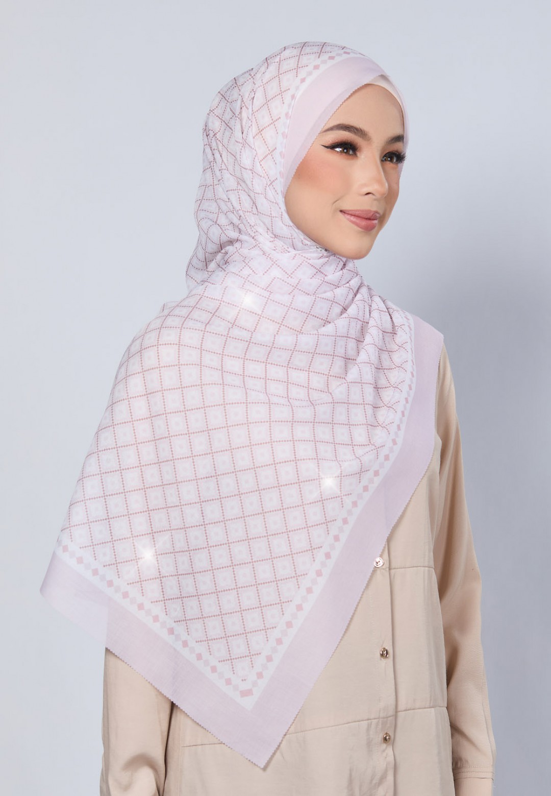 SHAWL CAMIA VOILE LASERCUT DIAMOND