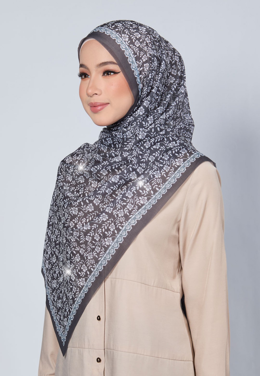 SHAWL DALIA VOILE LASERCUT DIAMOND