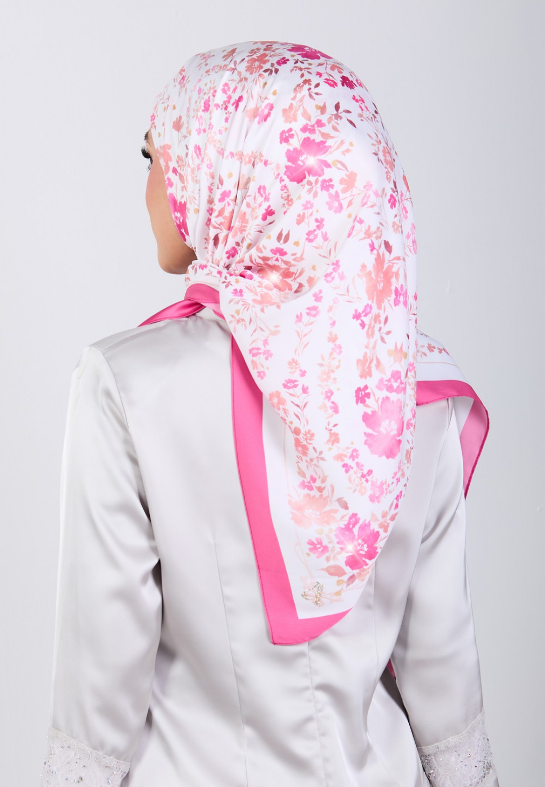 SQ PETITE PETALS PRINTED DIAMOND