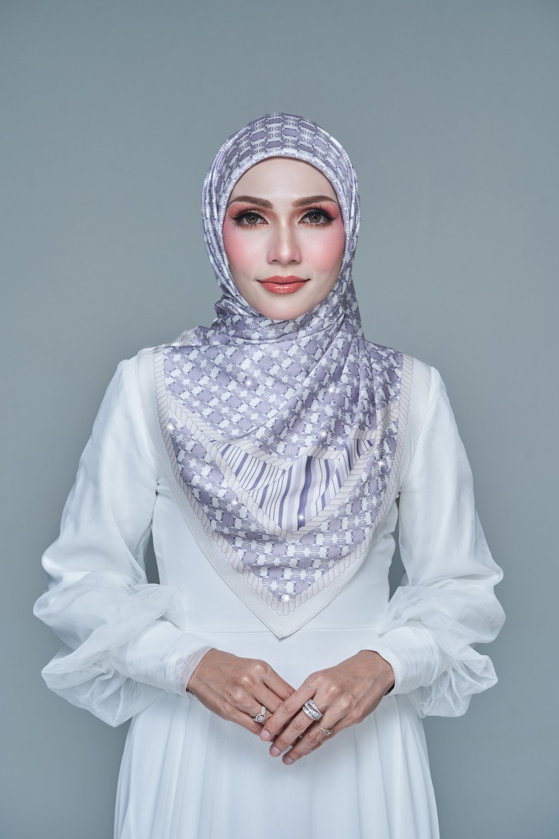 SQUARE  ZENARA PRINTED DIAMOND 279