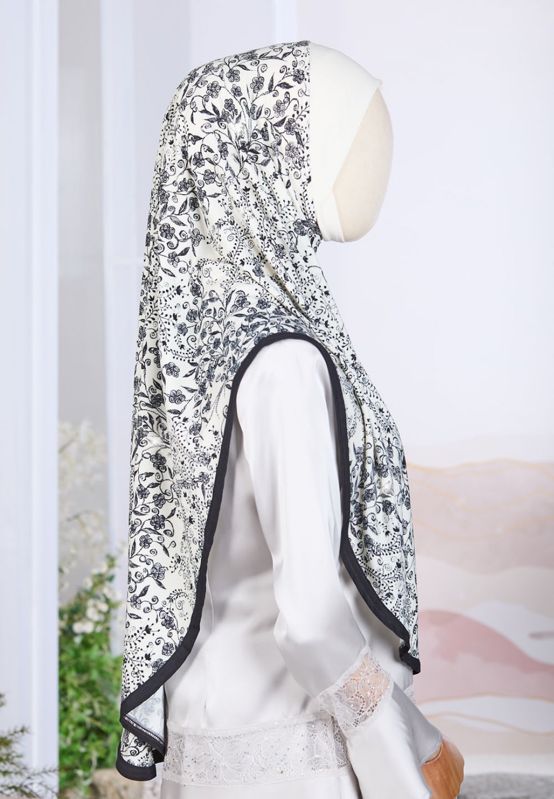 TIARA PETALUNA SOFT AWNING DIAMOND (LABUH)