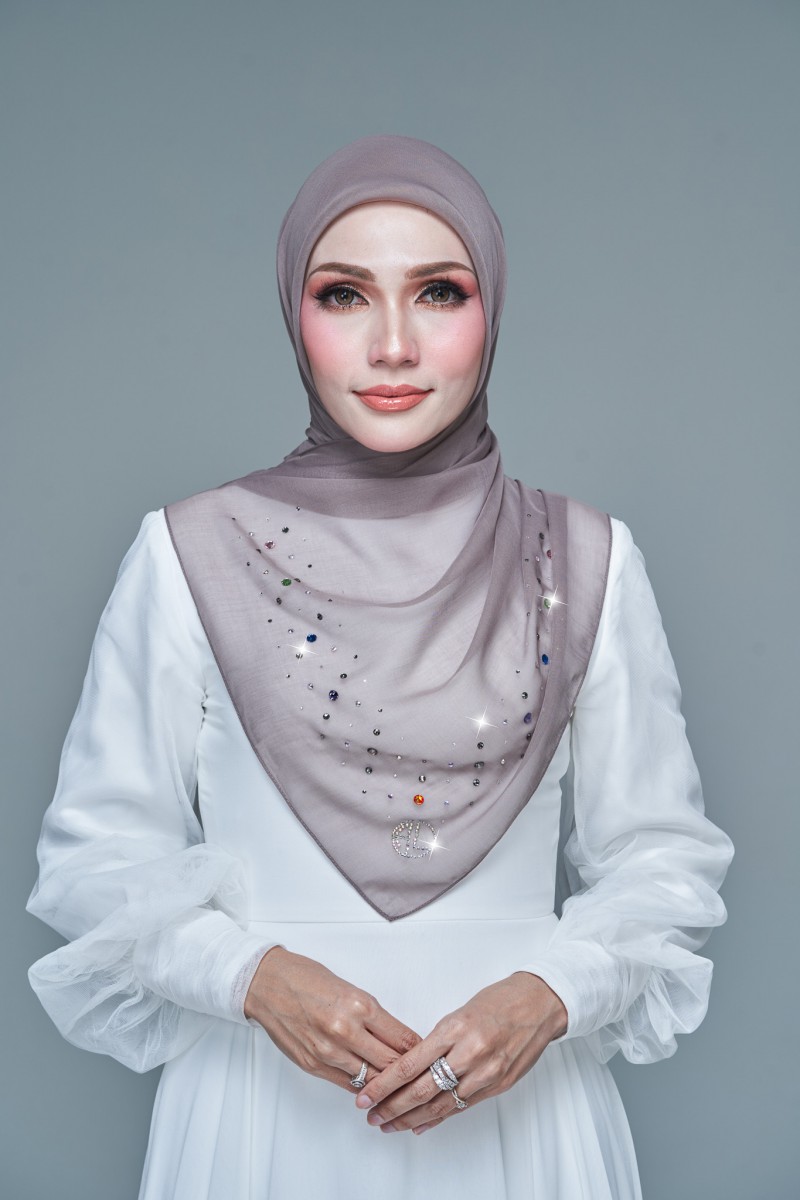 SQ NUHA VOILE PLAIN DIAMOND