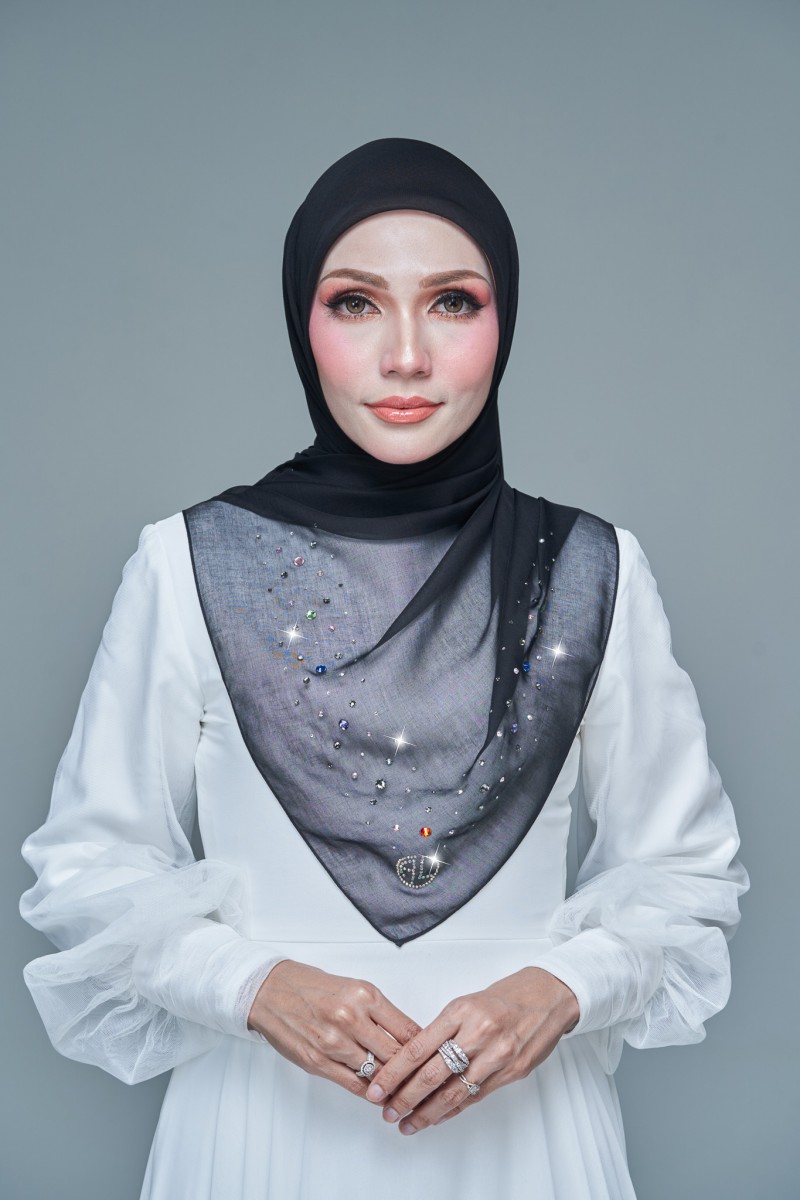 SQ NUHA VOILE PLAIN DIAMOND