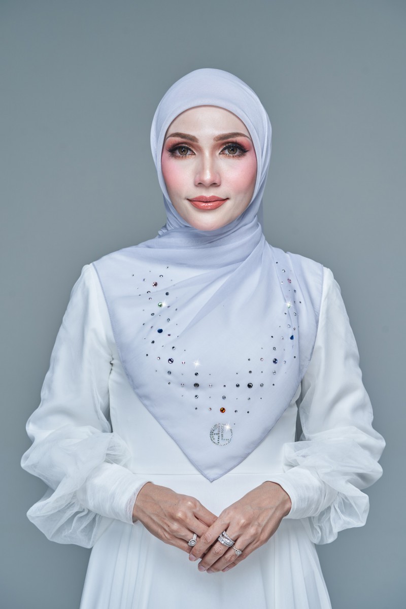 SQ NUHA VOILE PLAIN DIAMOND