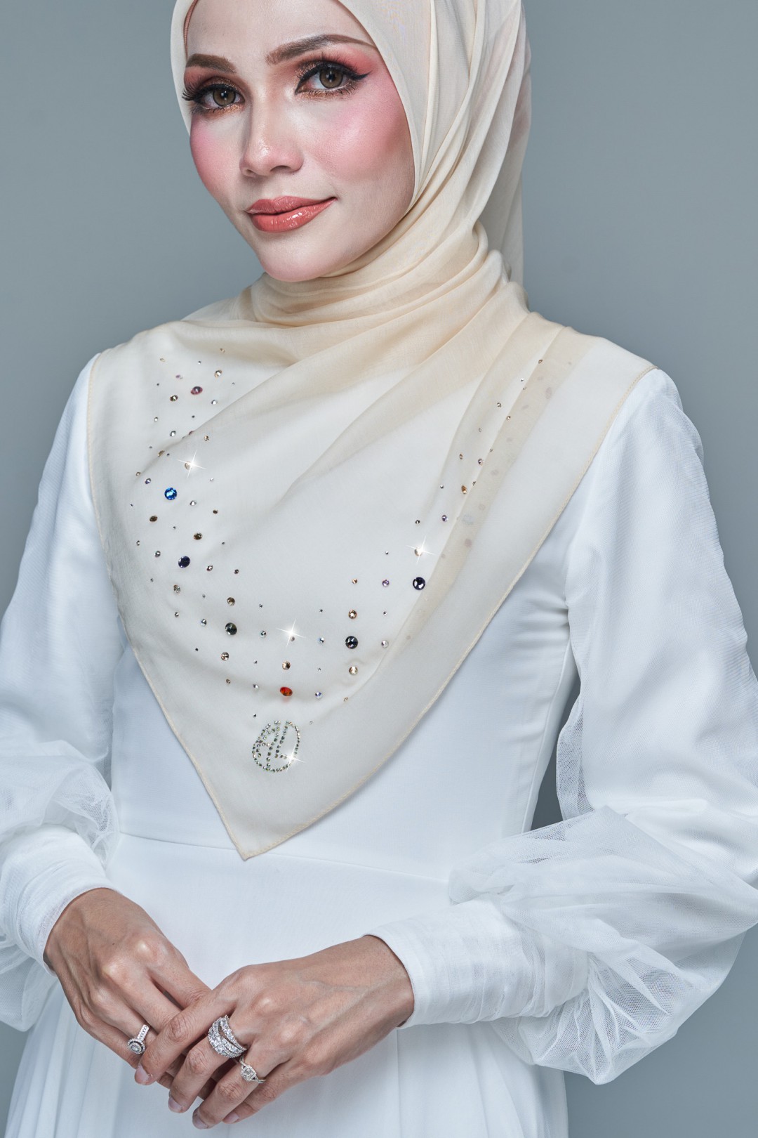 SQ NUHA VOILE PLAIN DIAMOND