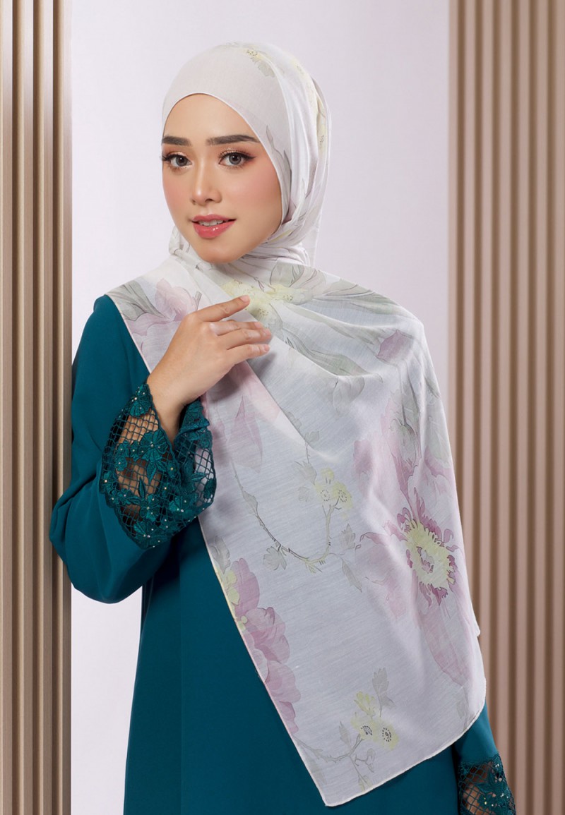 SHAWL AMBER VOILE PTD 119