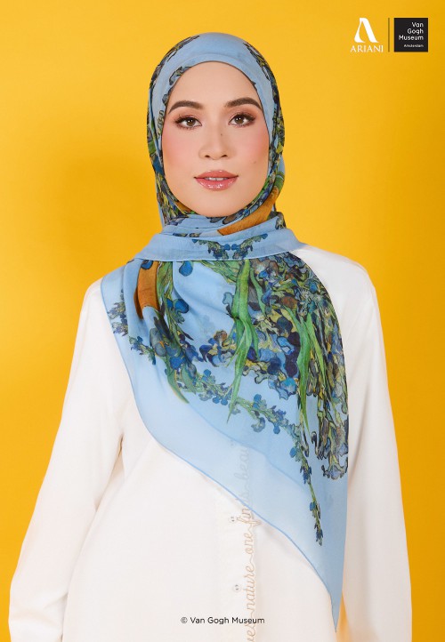 SQ IRISES VOILE PRINTED (VGM)
