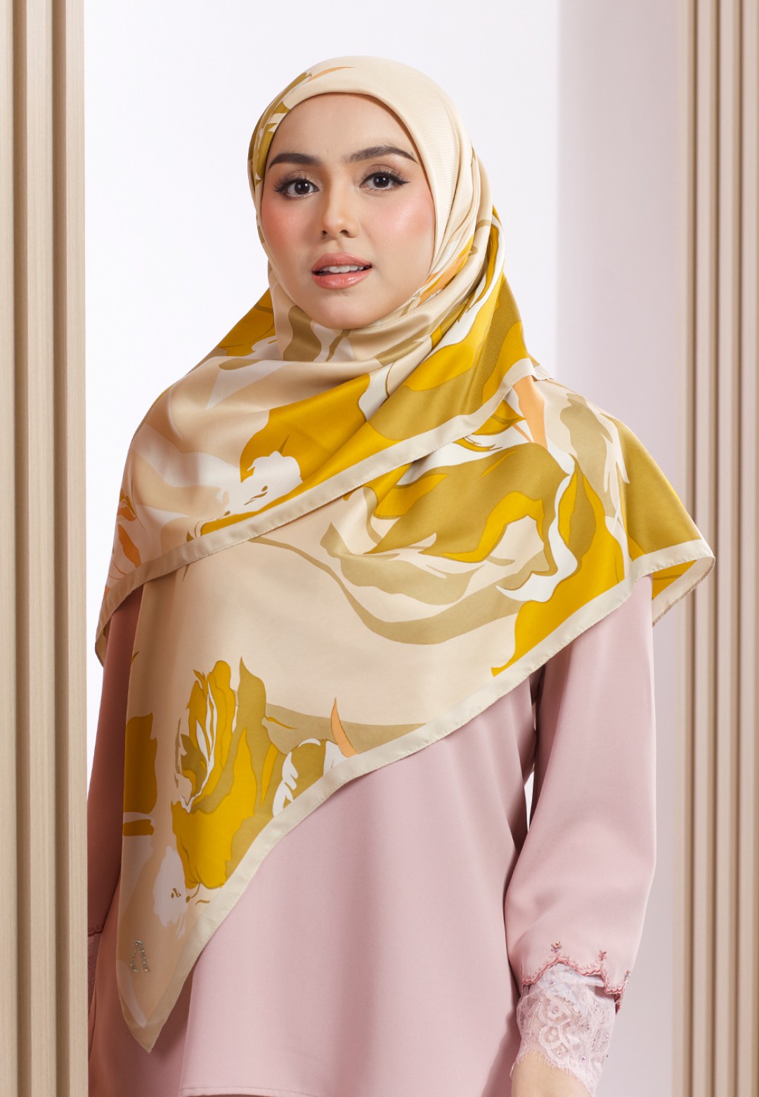 SQ 199 DARLENA TWILL PTD WIDE