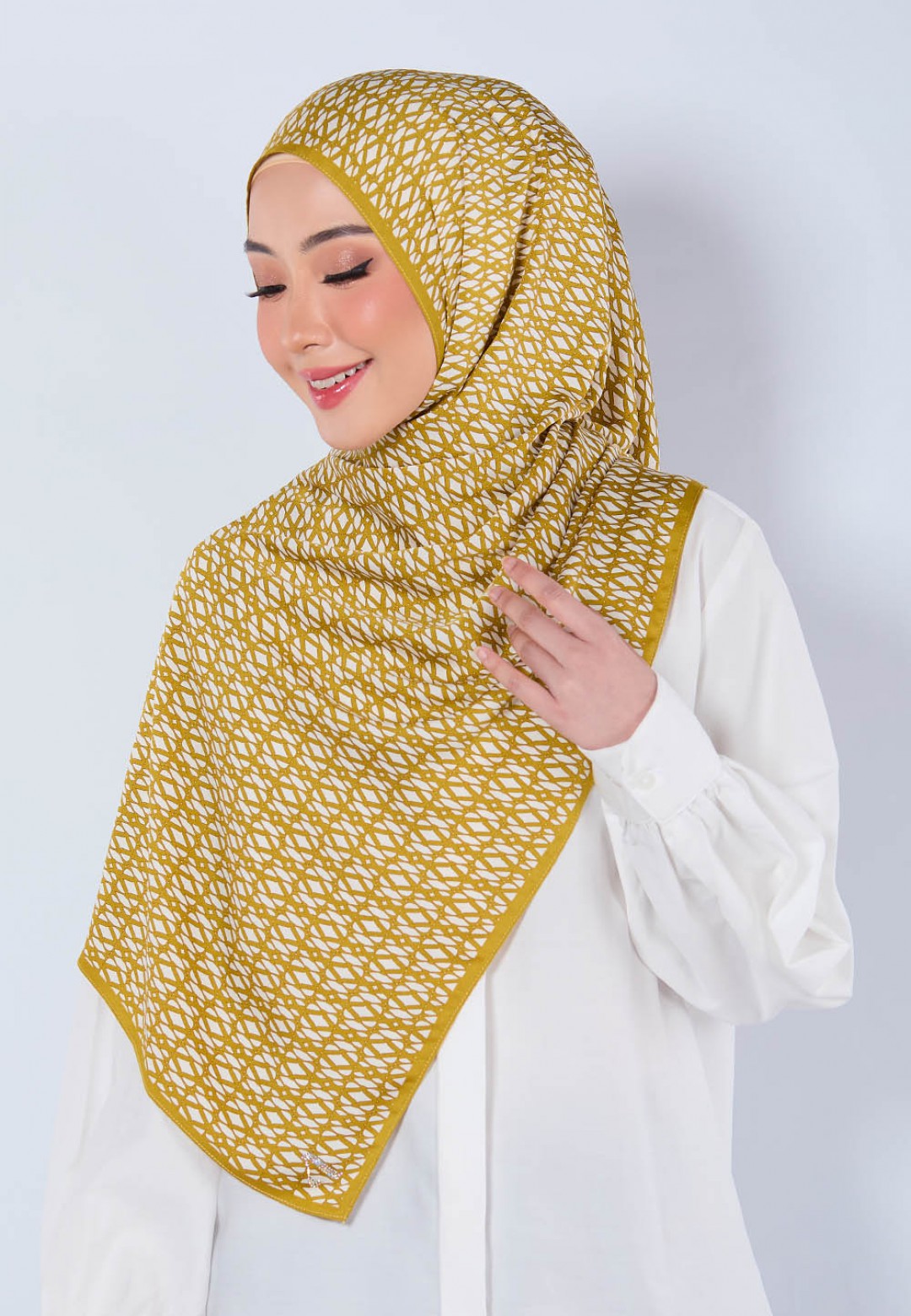 SHAWL ICONIC VOL.3