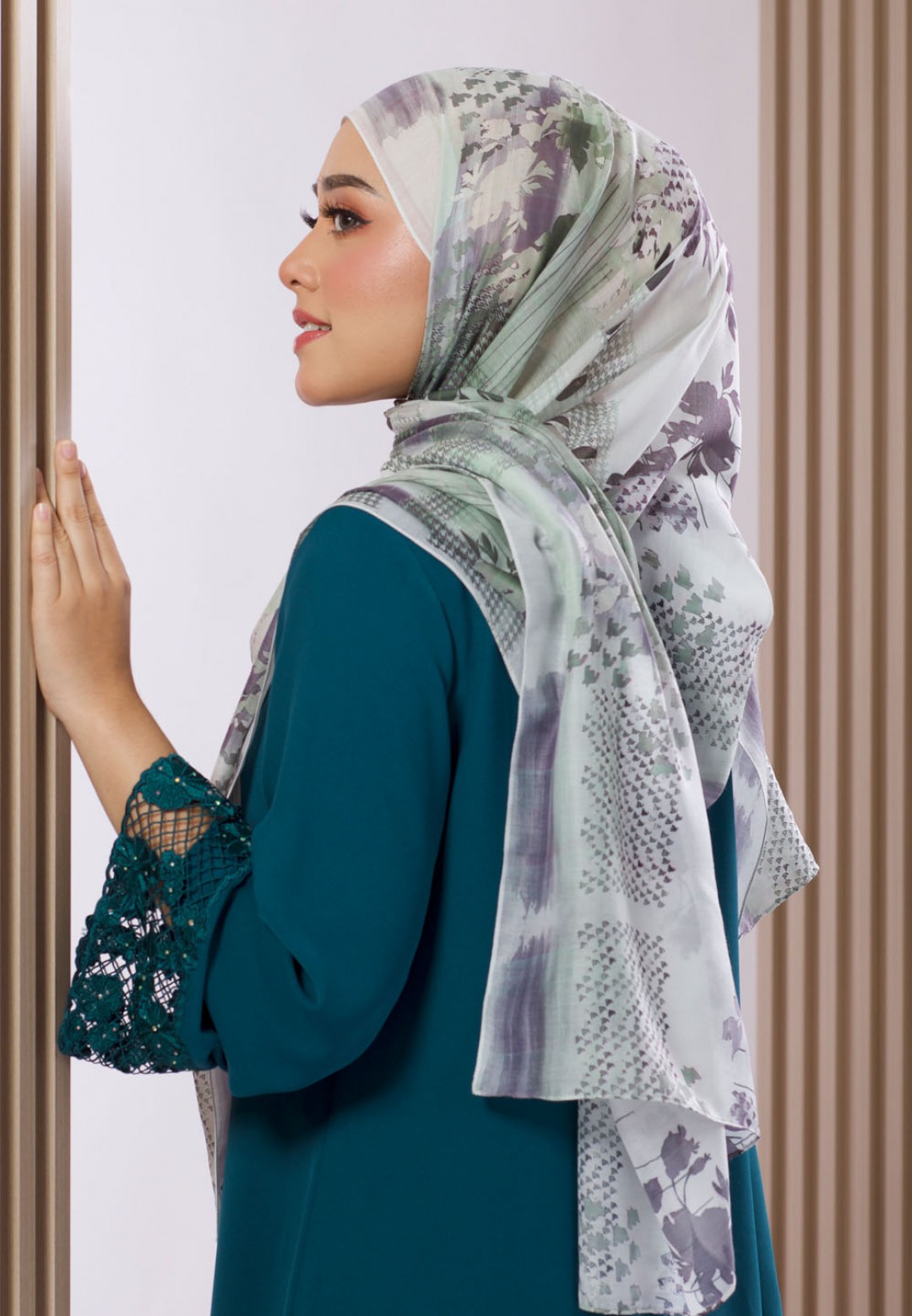 SHAWL BERYL VOILE PTD 119