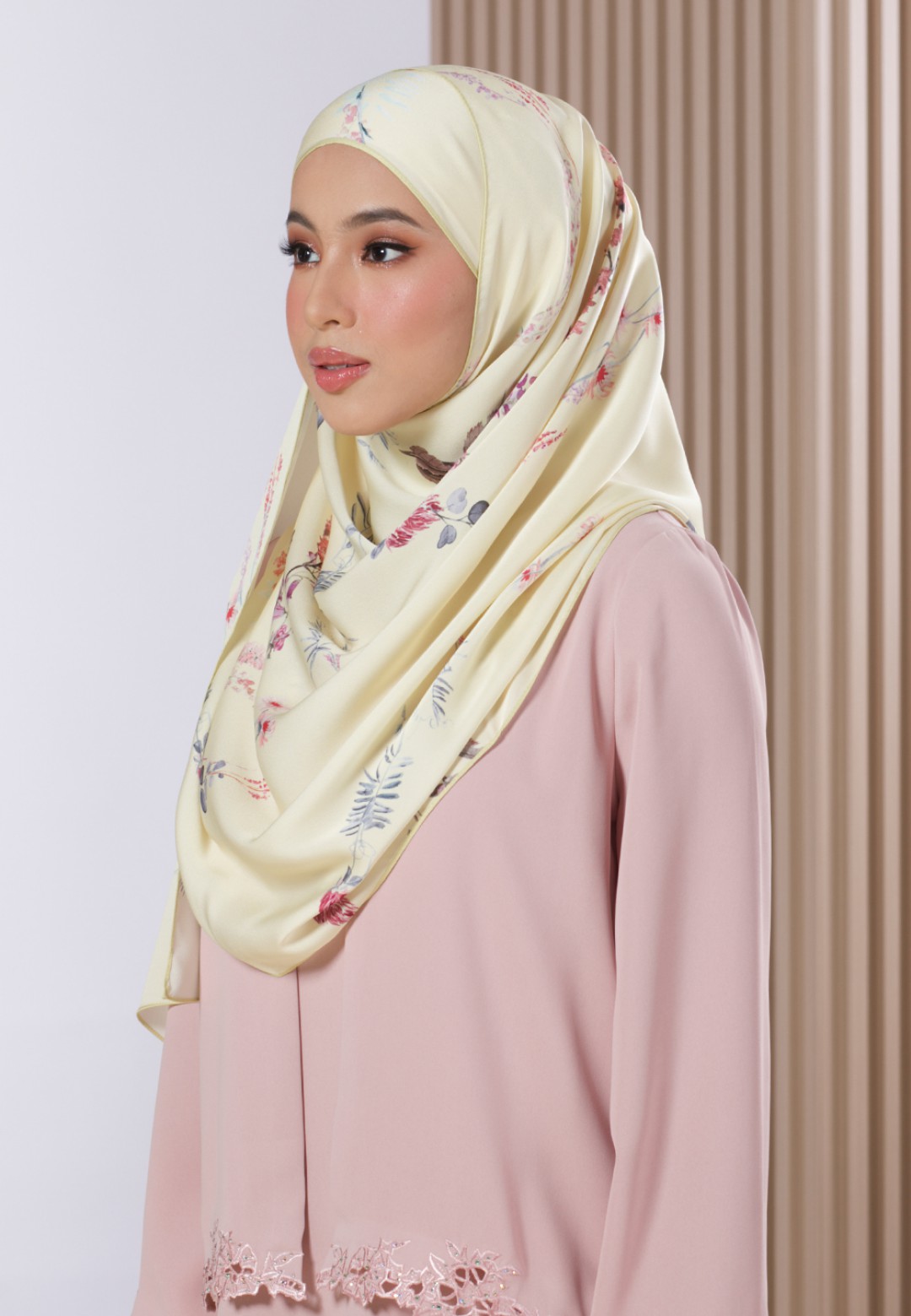 SHAWL 219 DELAIRE PRINTED