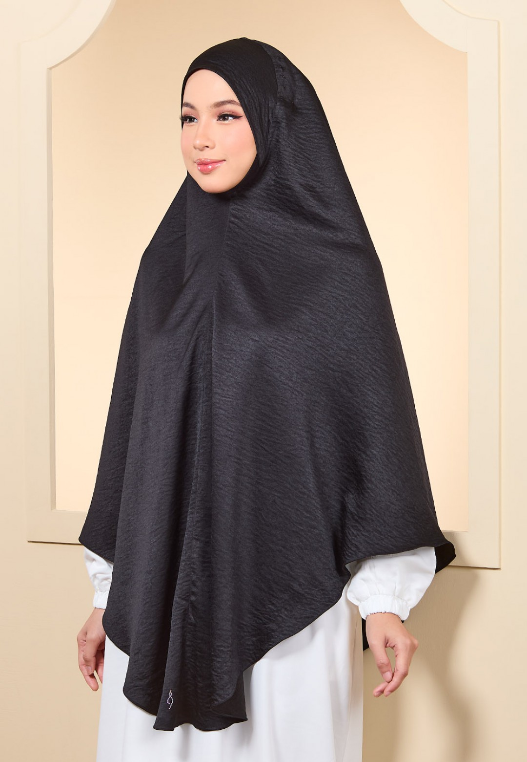 KHIMAR AYESHA