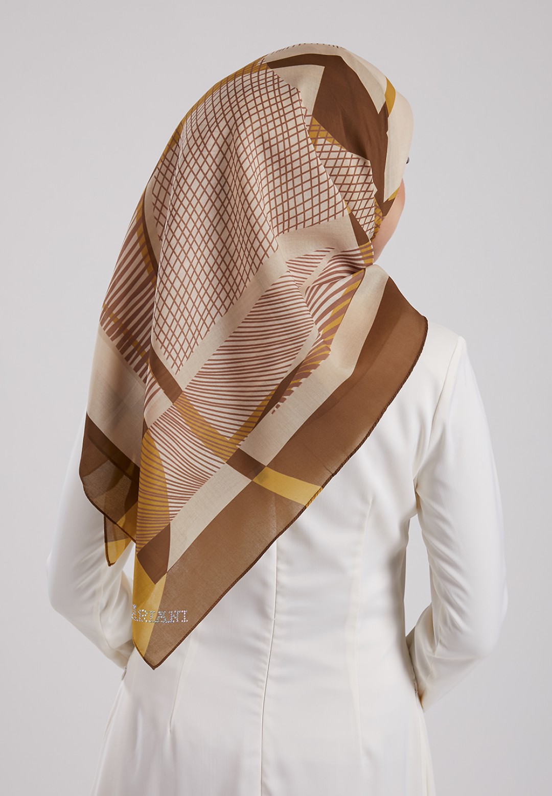 SQ 119  RHEA VOILE PTD