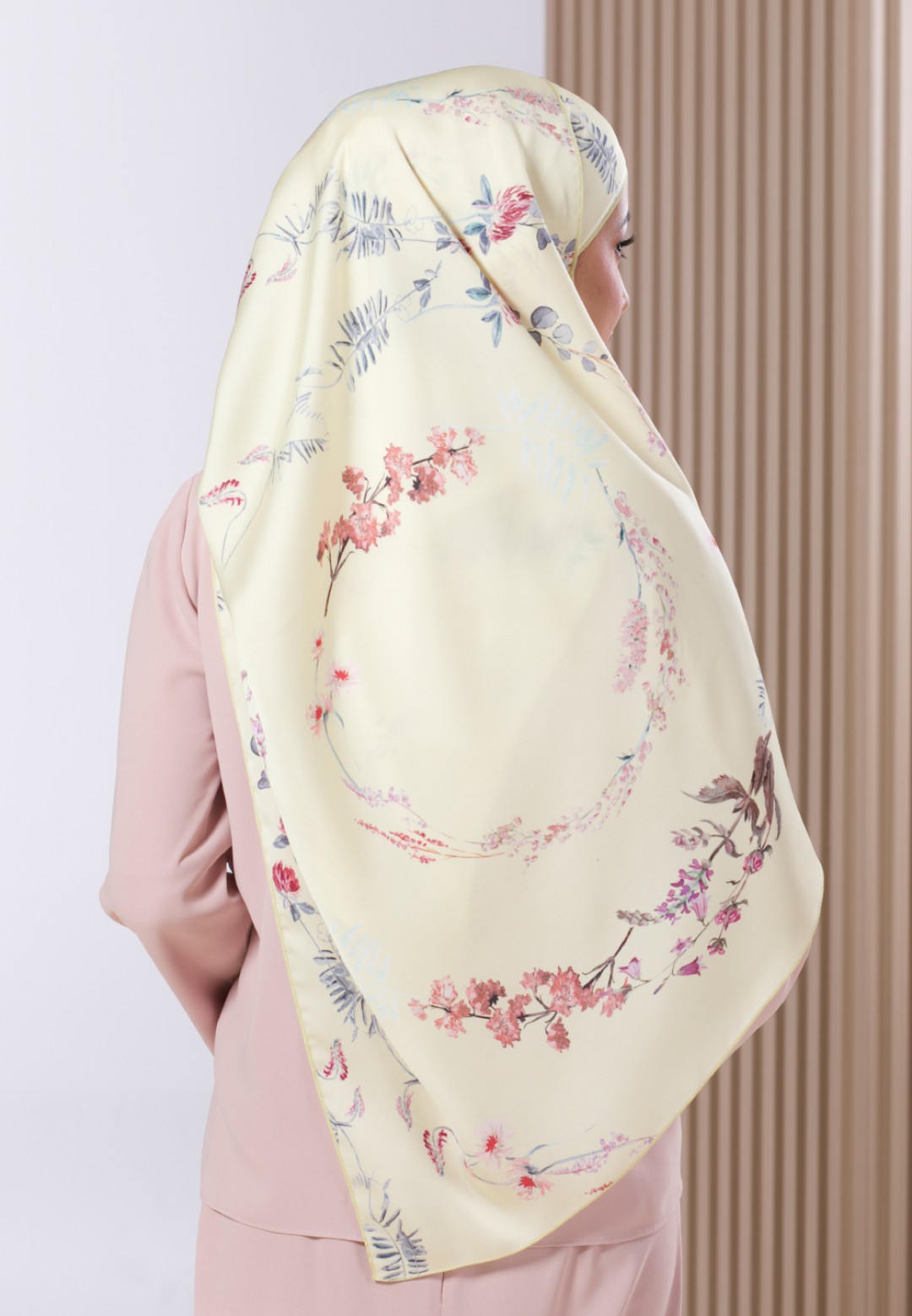 SHAWL 219 DELAIRE PRINTED