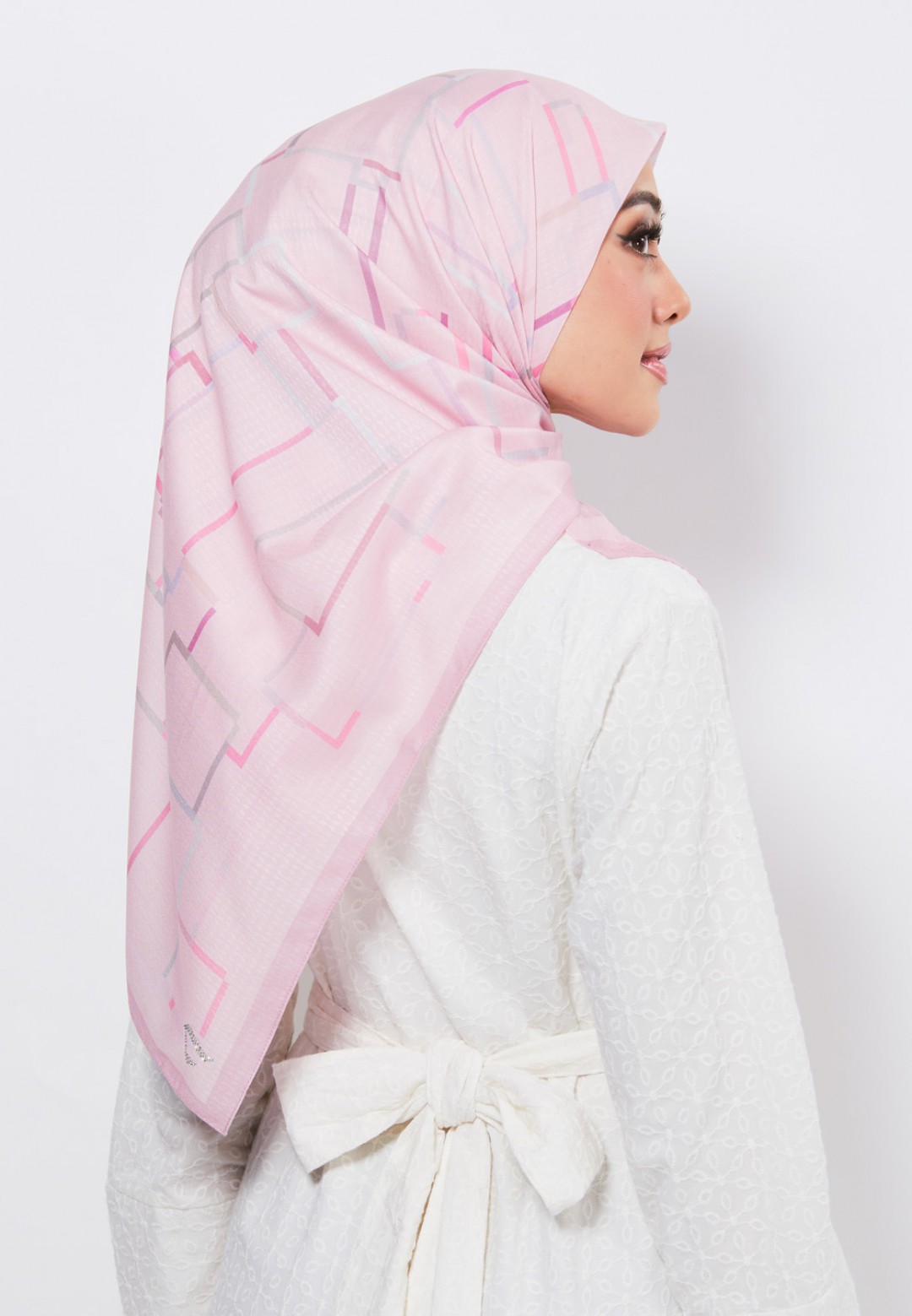 SQ 119 ASTRID VOILE PTD
