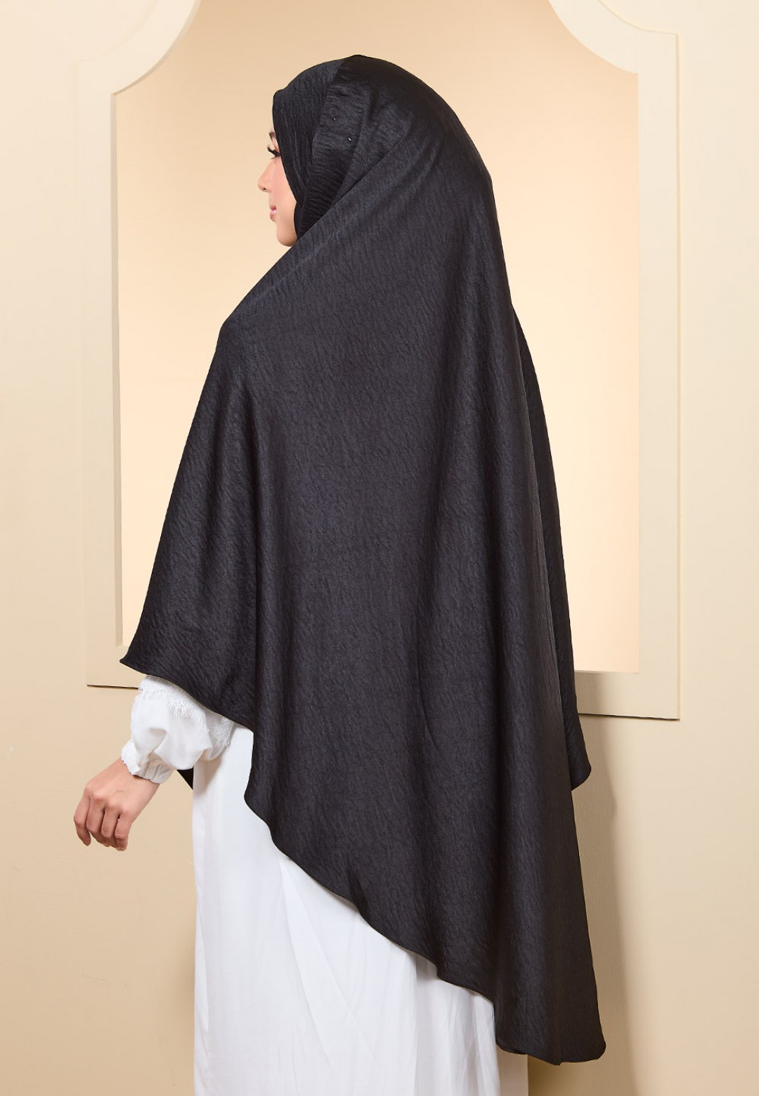 KHIMAR AYESHA