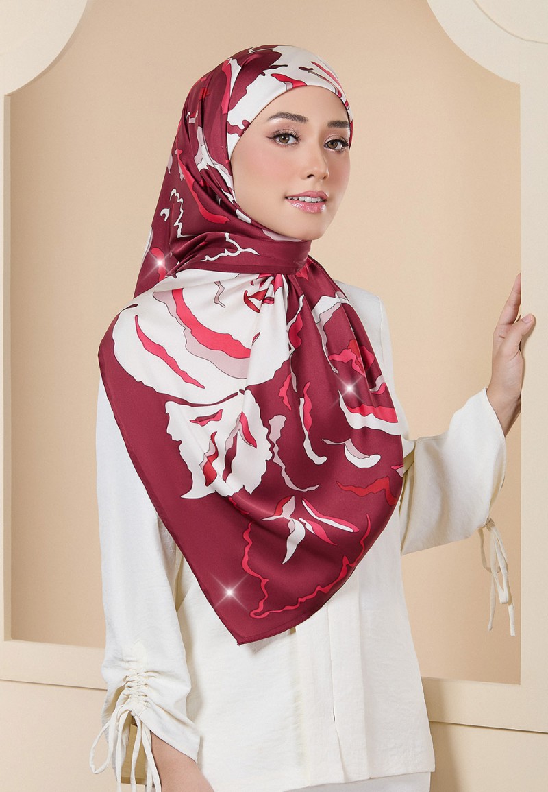 SQ RAISA PRINTED DIAMOND