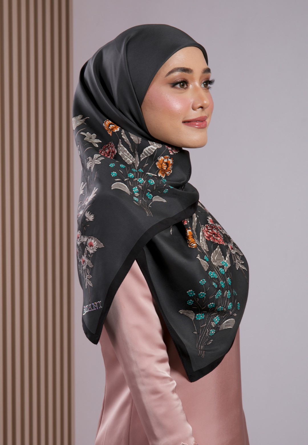 SQ LILY MYLA TWILL PTD 190