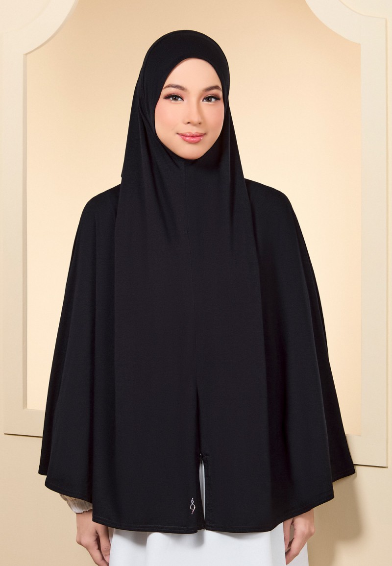 KHIMAR TANEEM