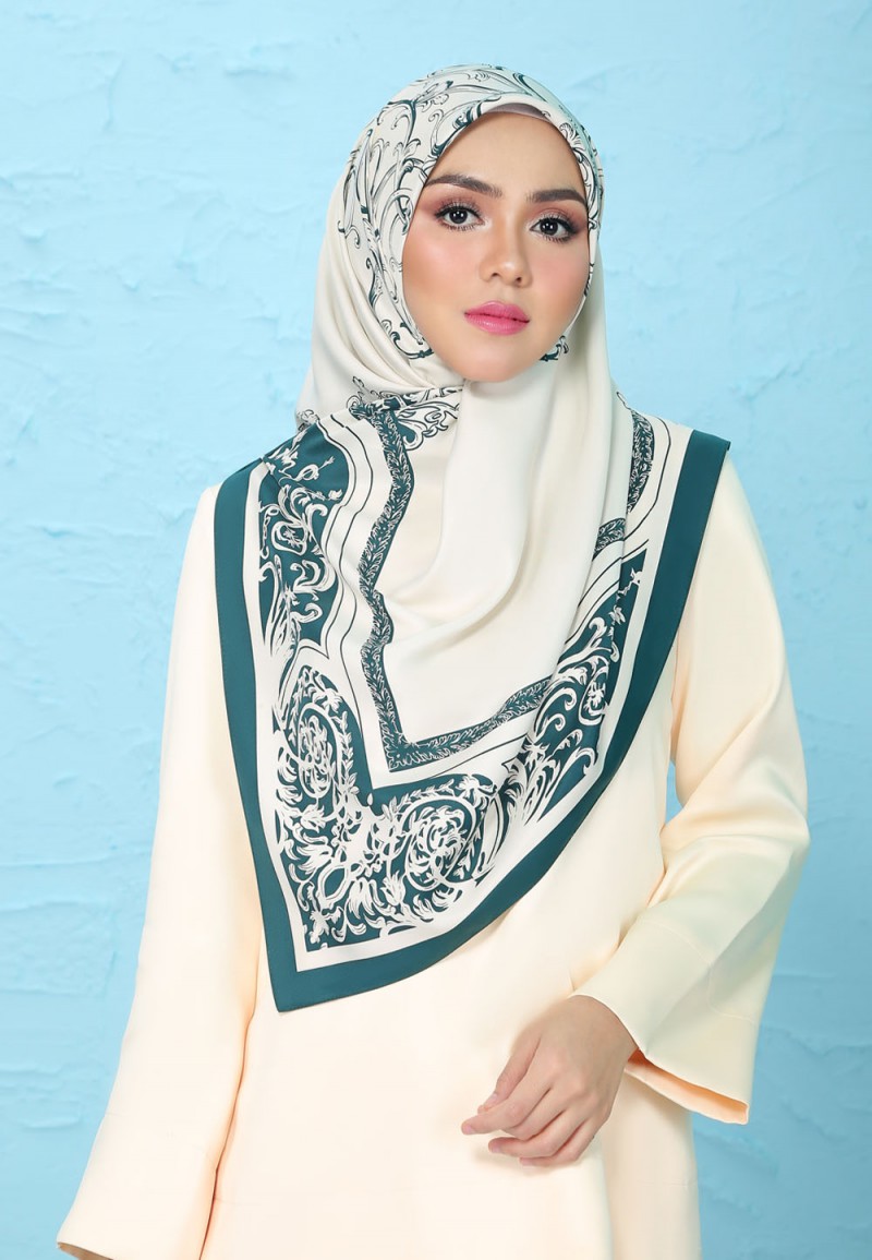 SQ SERIES ILLEANA TWILL PRINTED 190