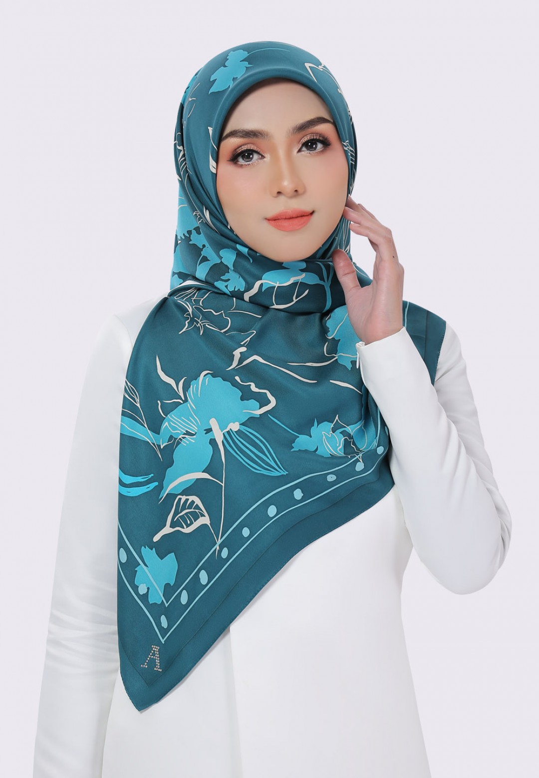 SQ 190 FIKA BY ARIANI