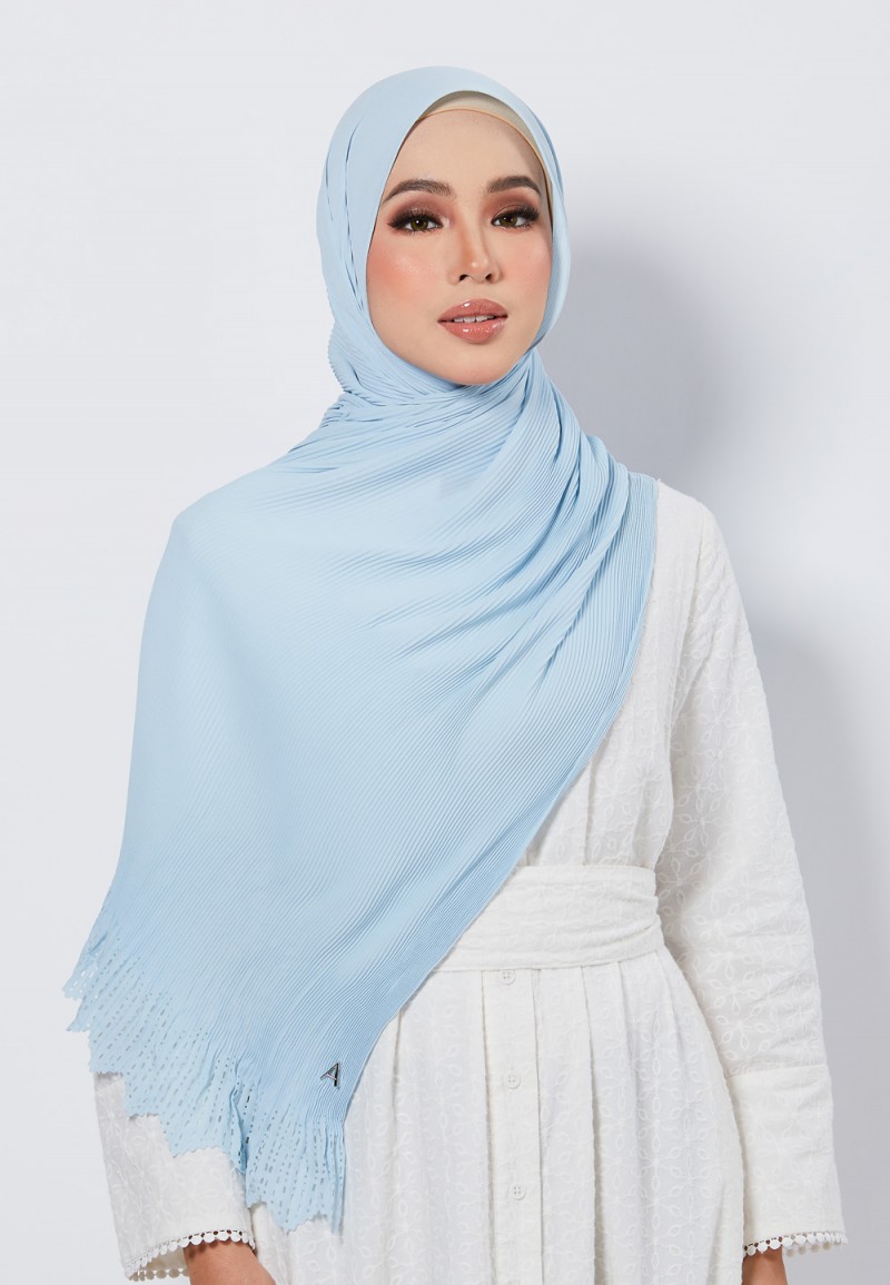 SHAWL LASERCUT PRETTY PLEATS 209