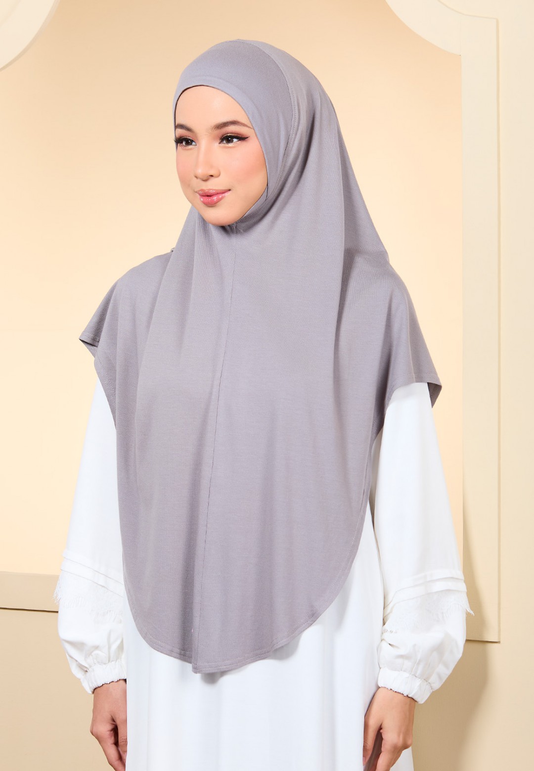 KHIMAR MADINA